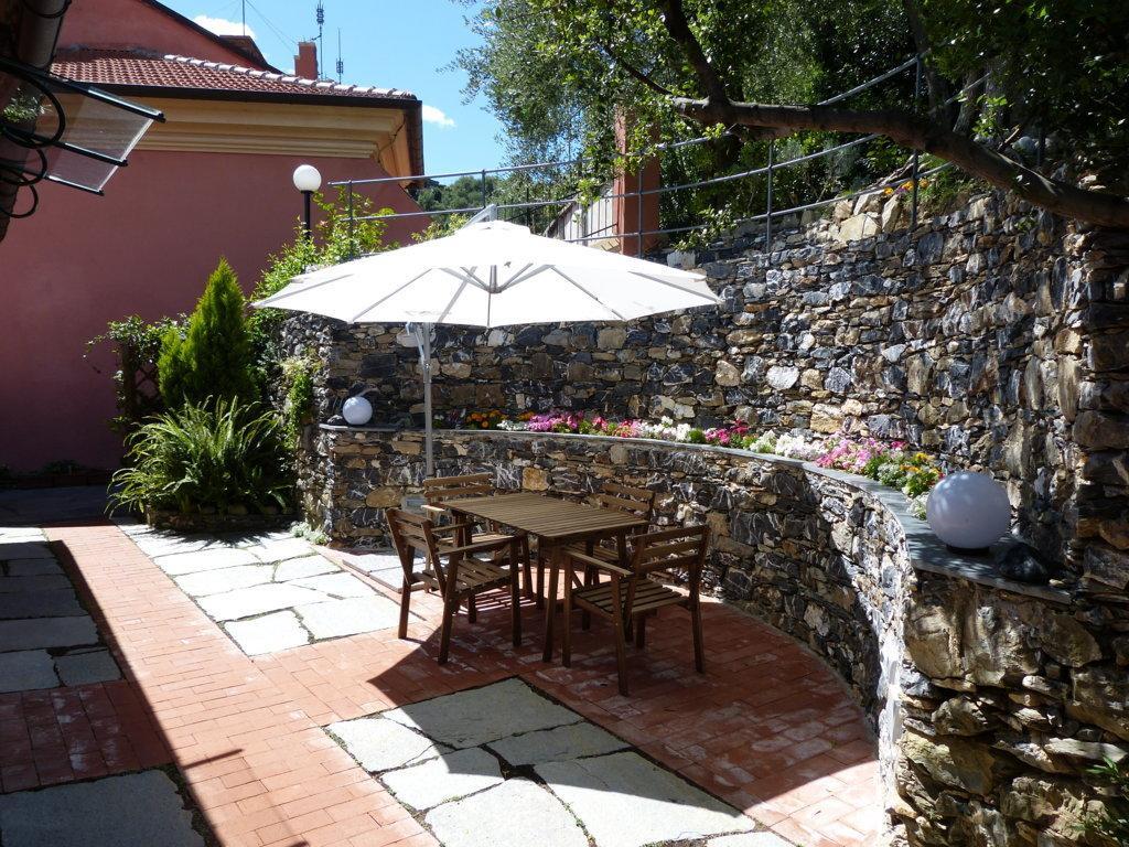 Garden Lodge Chiavari Exterior photo